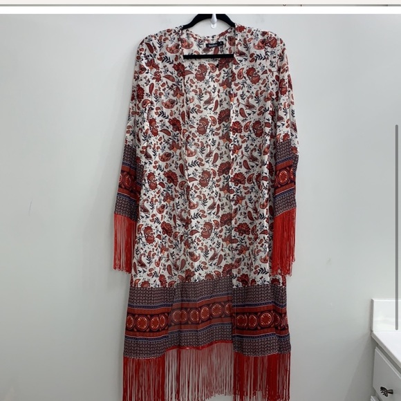 Boohoo kimono - Picture 2 of 3